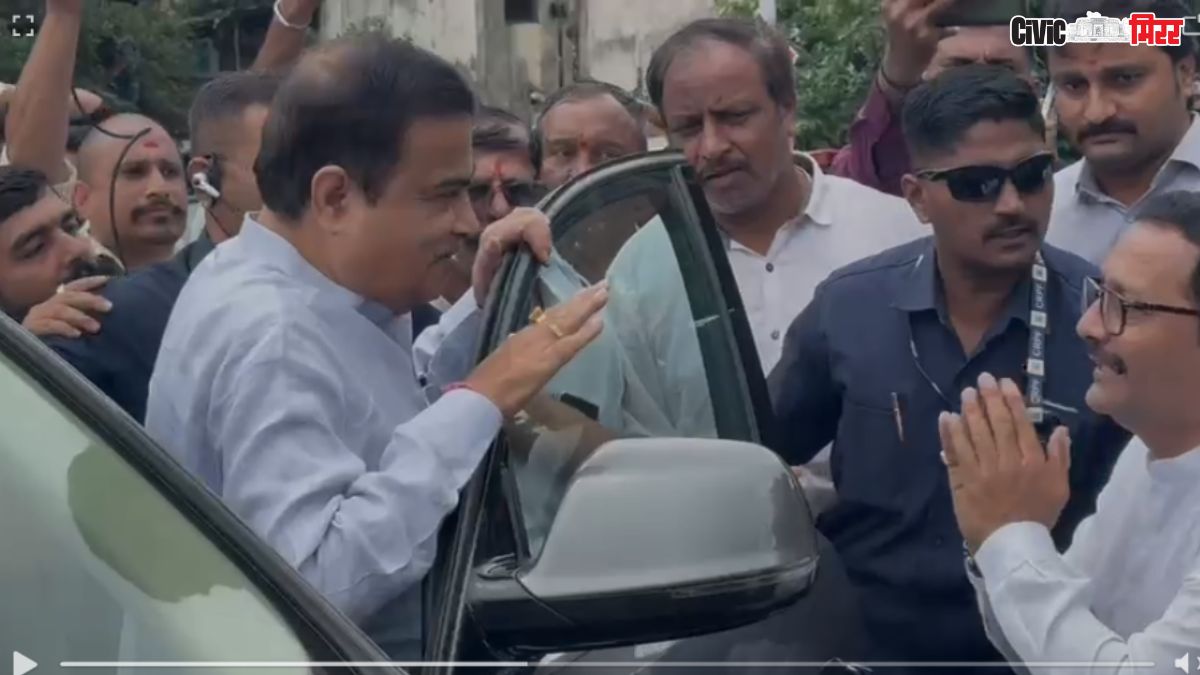 nitin gadkari , pune, ,pune trafic police,Nitin gadkari,latest marathi news update,नितीन गडकरी, पुणे ट्रॅफिक, वाहतूक कोंडी, वाहतूकमंत्री, पुण्यात गोंधळ, गडकरी अडकले, भुयारी मार्ग, रस्ता पाहणी, वाहतूक समस्या